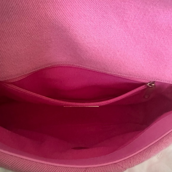 Chanel 19 Medium Pink Canvas Quilted Bag - Picture 6 of 6